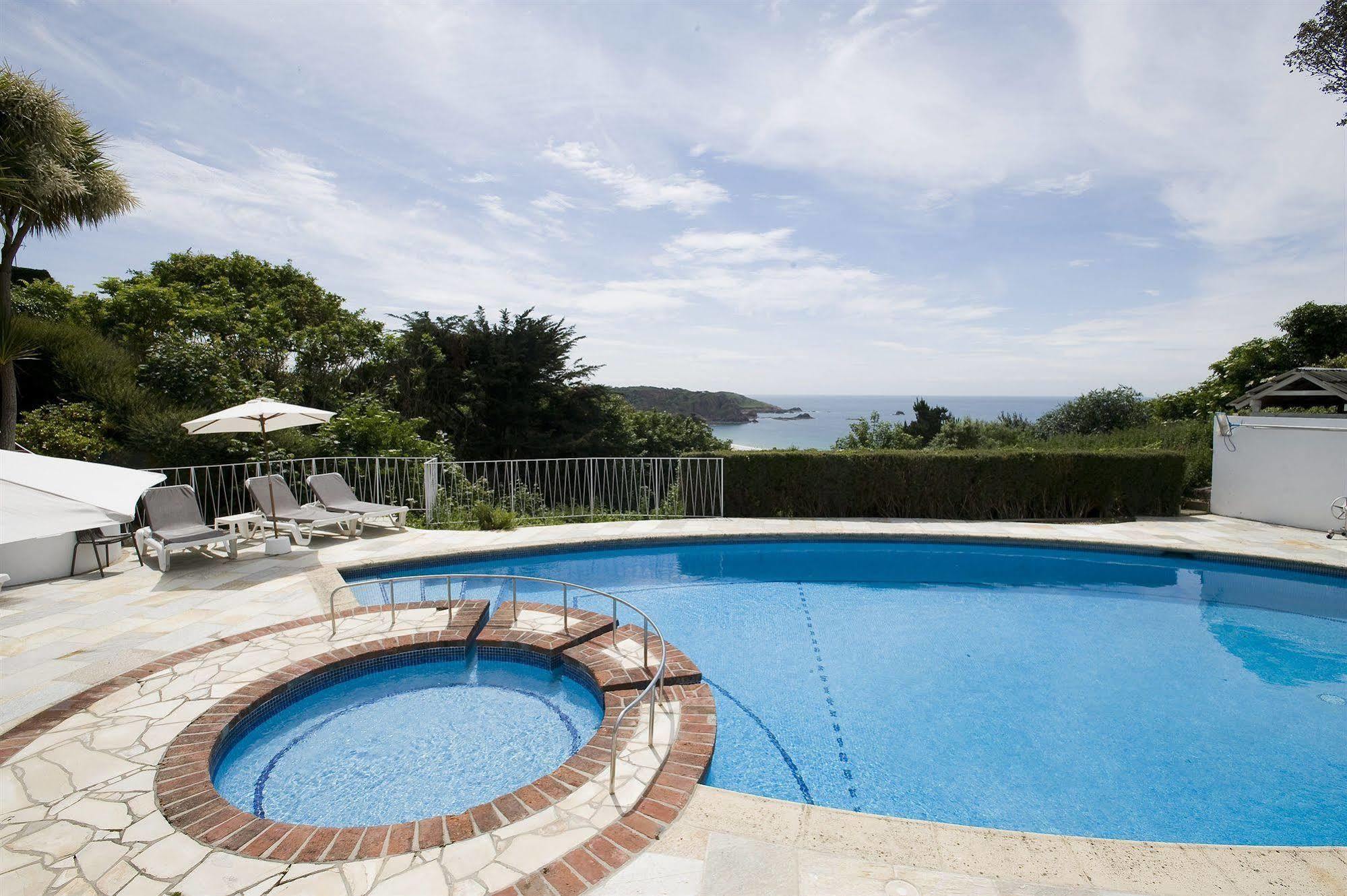 The Windmills Hotel St Brelade Exterior photo